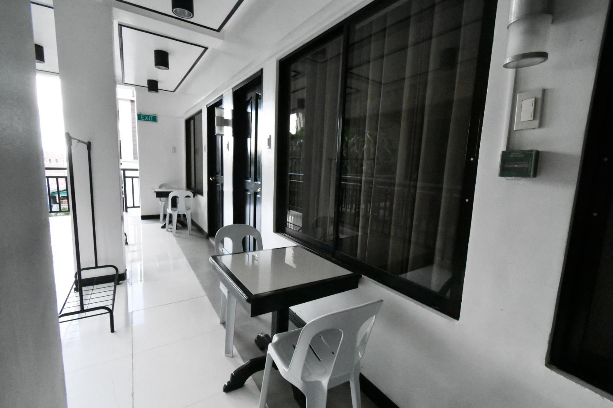 Swiftlets Inn El Nido Rum bild